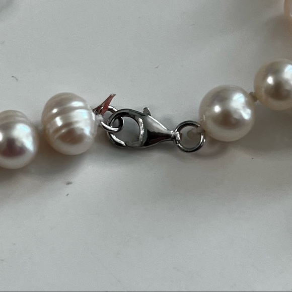 NWOT Ringed Pearl Necklace | White Cultured Oval | Semi Baroque 925 - Picture 10 of 10